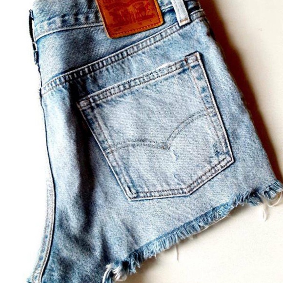 Levi’s 501 red tag embroidered shirts - Picture 3 of 5